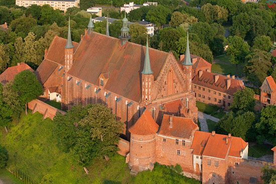 Frombork - Zespol Palacowo - Katedralny. EU, Pl, Warm-Maz. LOTNICZE.